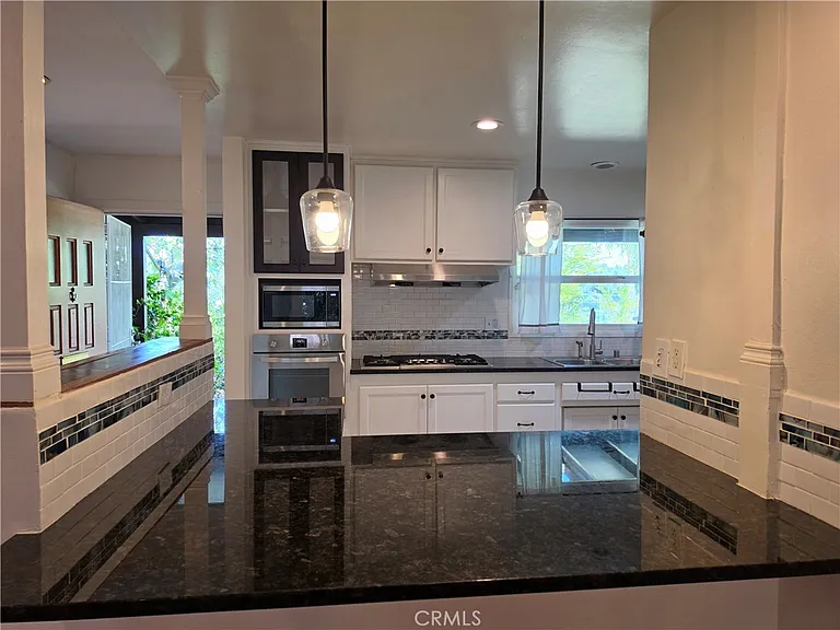 5446 Irondale Ave — Photo 14