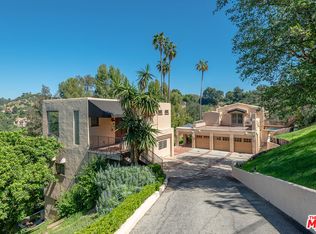 9545 Oak Pass Rd, Beverly Hills, CA 90210