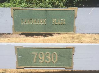 7930 SE 34th St APT 108, Mercer Island, WA 98040