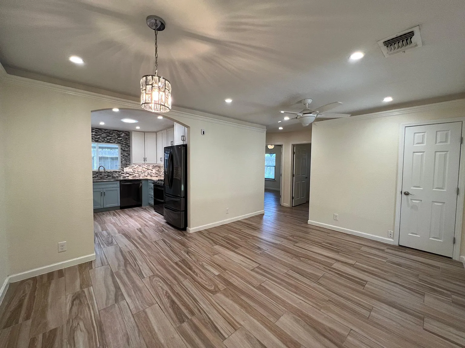 2 bed, 665 sqft, $1,550 — Photo 4