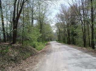 832 Martindale Rd, Craryville, NY 12521