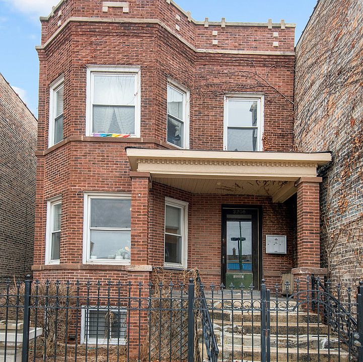1st image of 3206 W Diversey Ave
