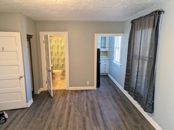 110 W Onota St #2