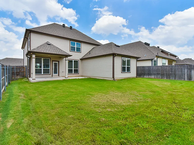 6306 Golden Gate Dr — Photo 47