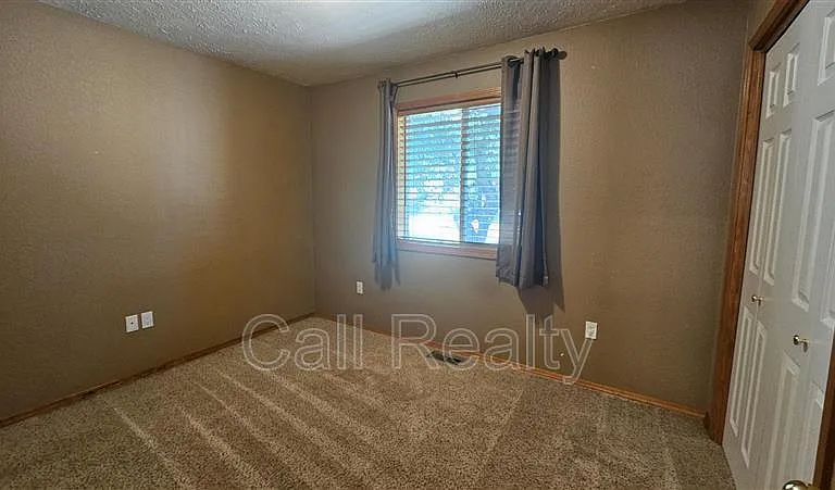 3127 E 18th Ave — Photo 10