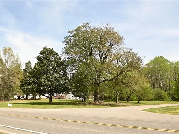 18440 New Kent Hwy, Barhamsville, VA 23011