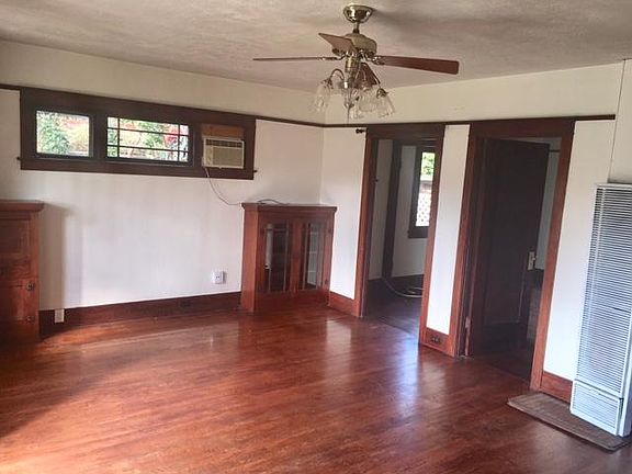 4th image of 1260 Lincoln Ave