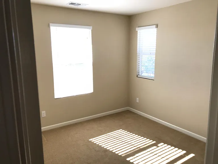 5290 Hom Dr — Photo 15