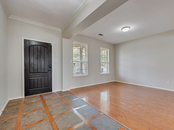 3rd image of 4873 Grinstein Dr