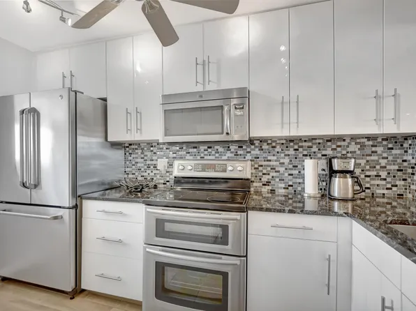 555 NW 4th Avenue #4060, Boca Raton, FL 33432