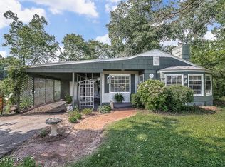 1125 Timbergrove Dr, Knoxville, TN 37919