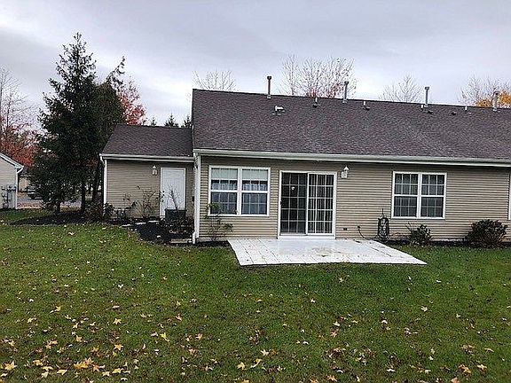 2nd image of 646 Chancery Ln #41