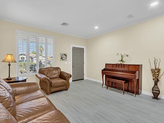 4th image of 1525 S Marion Place