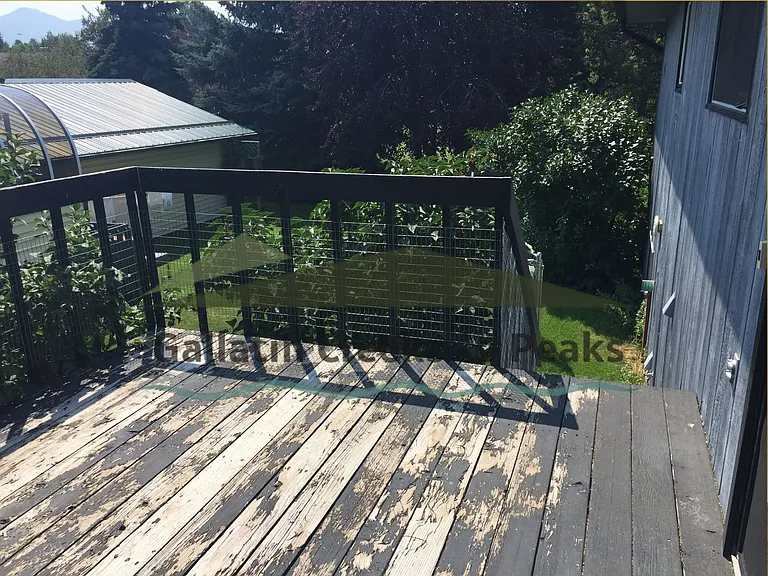 410 Henderson St — Photo 3
