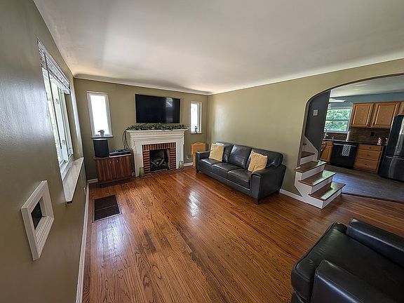 3rd image of 4110 Fitzgerald Ct
