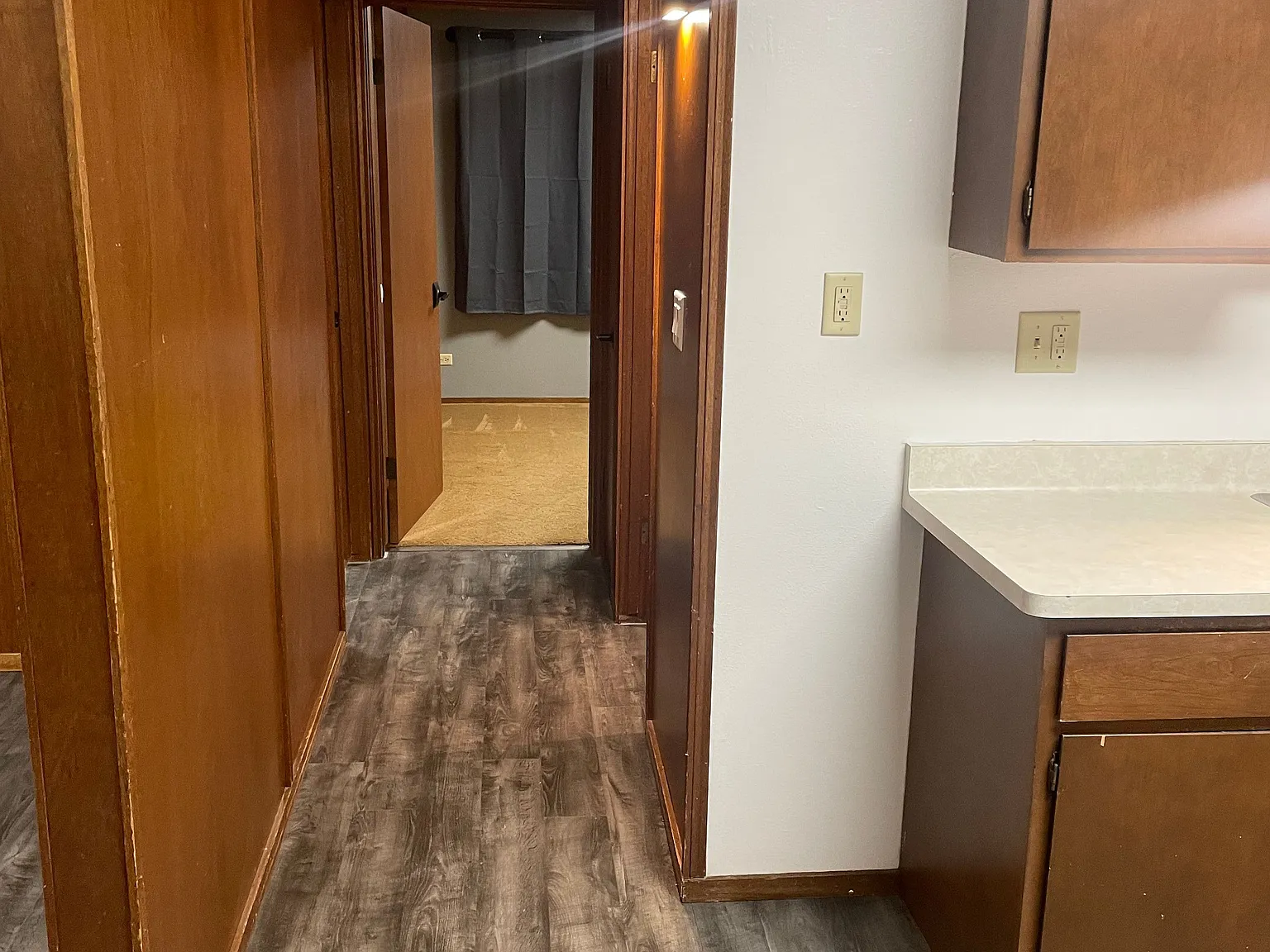 2 bed, 1.0 bath, 800 sqft, $750 — Photo 2