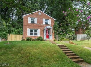 5045 12th St S, Arlington, VA 22204