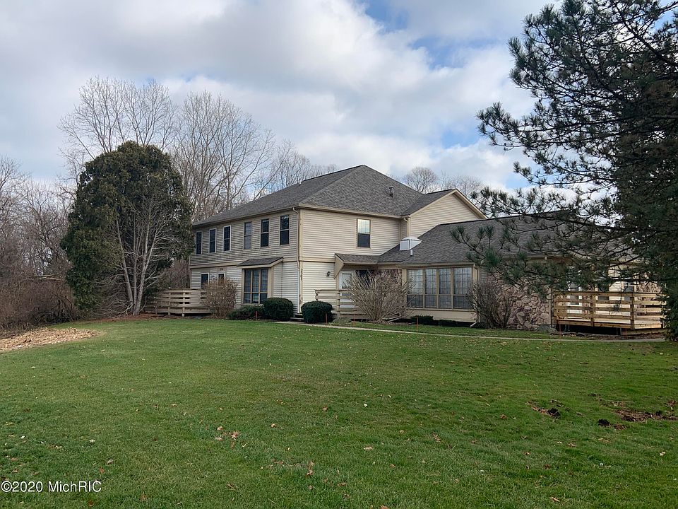 2303 Quail Run Dr, Kalamazoo, MI 49009 Zillow