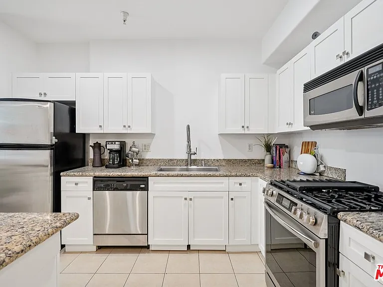 100 S Alameda St #150 — Photo 15