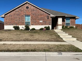 545 Cottonview Dr, Waxahachie, TX 75165