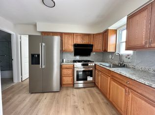 191 Lewiston St #1, Staten Island, NY 10314