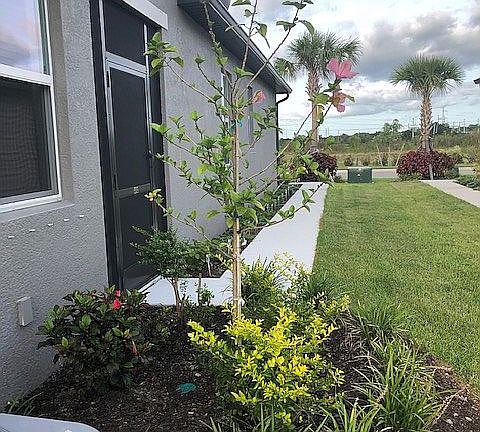 3rd image of 8569 Whispering St