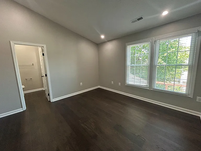 8616 Accokeek St — Photo 18