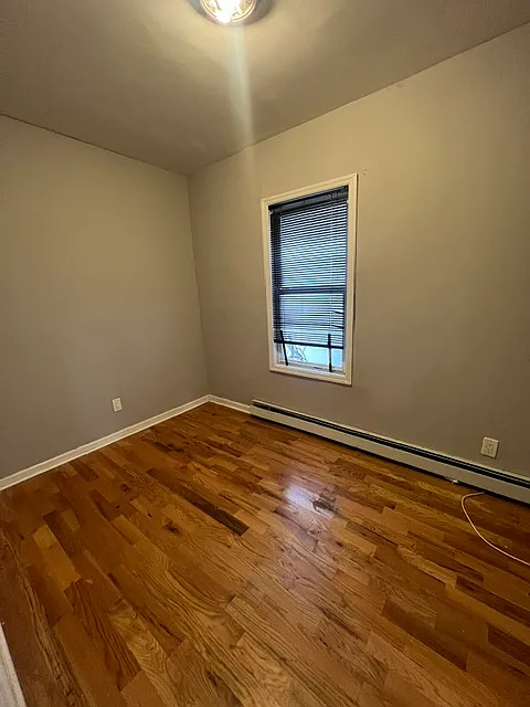 3 bed, $2,200 — Photo 1