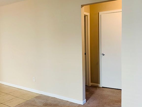 5th image of 2205 Long St