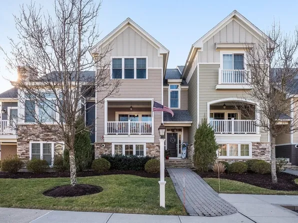 41 Boatwrights Loop, Plymouth, MA 02360