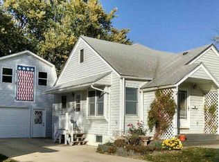 320 E Spruce St, Cherokee, IA 51012