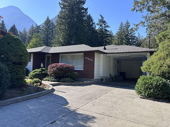 2nd image of 19899 Silverhope Rd