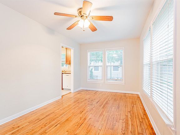 5th image of 4610 Richmond Ave