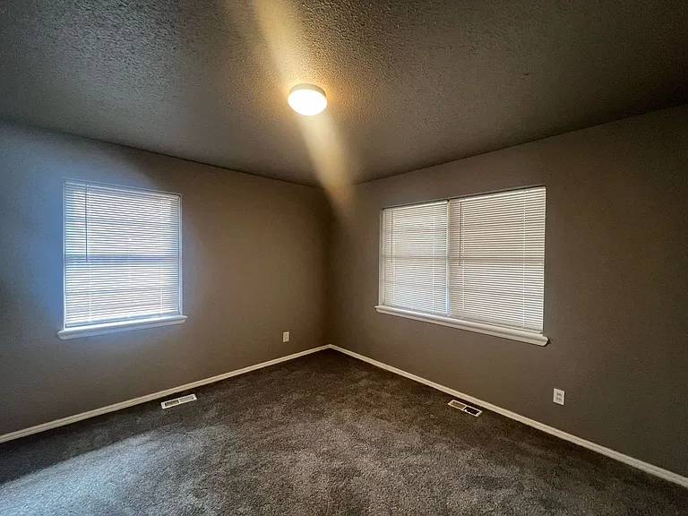 503 Turtle Creek Dr — Photo 12