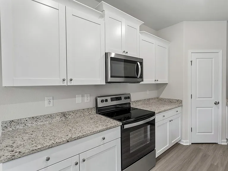 1420 Nia Rd — Photo 4
