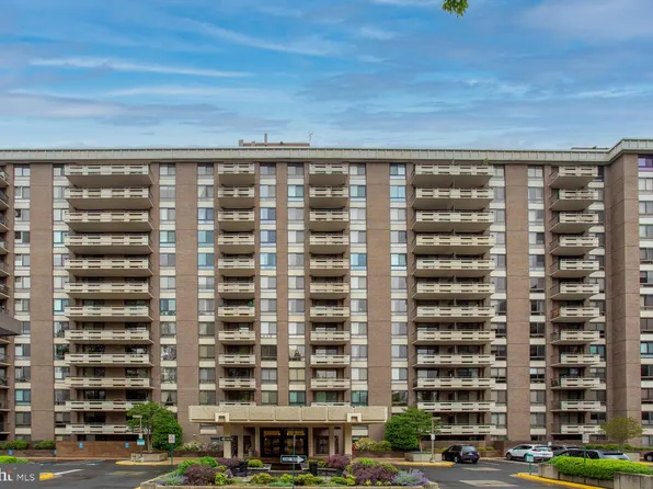 1808 Old Meadow Rd APT 1109, Mc Lean, VA 22102