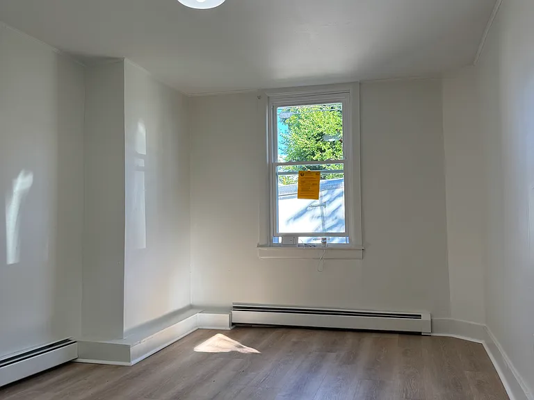 36 Thompson St #1 — Photo 3