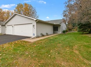 4822 Barbara Ln, Inver Grove Heights, MN 55077