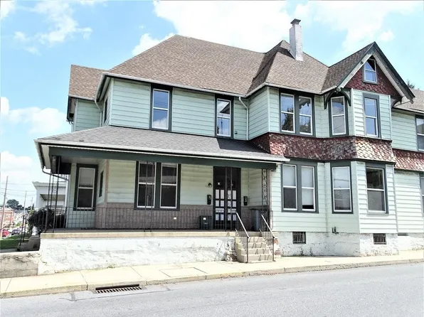 2 E Locust St APT 2, Ephrata, PA 17522