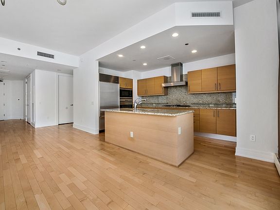 4th image of 401 N Wabash Ave Unit 66G