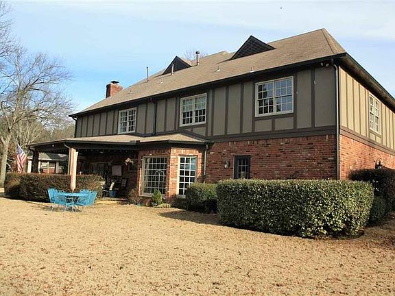 3rd image of 2271 W Glenalden Dr