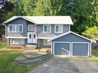 107 NE Hazelwood Pl, Bremerton, WA 98311