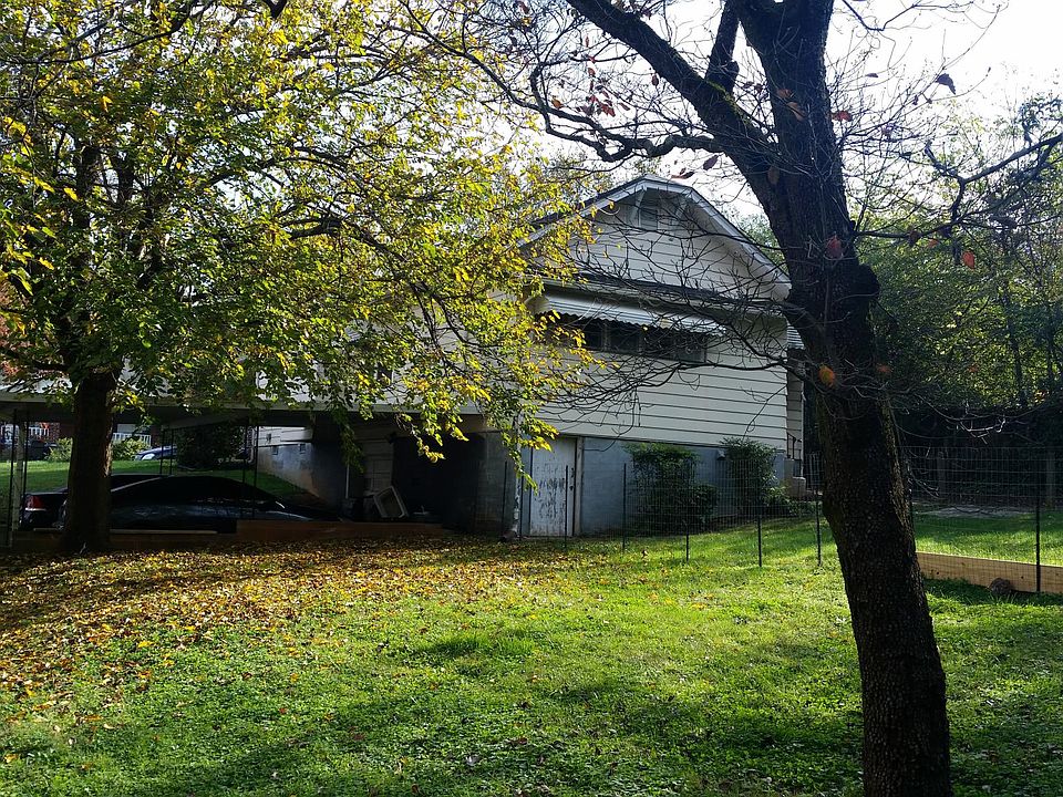 2nd image of 2619 Glenview Dr
