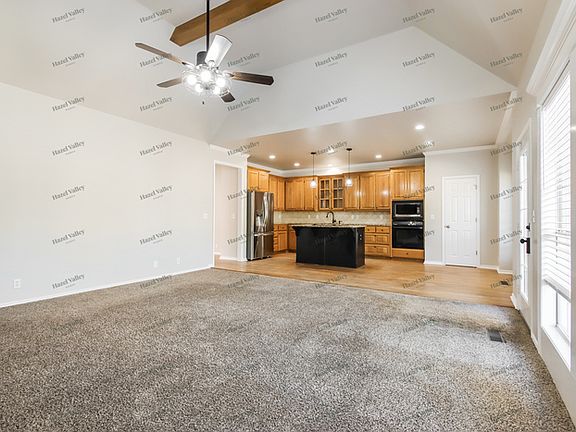 4th image of 8619 E 95th Pl