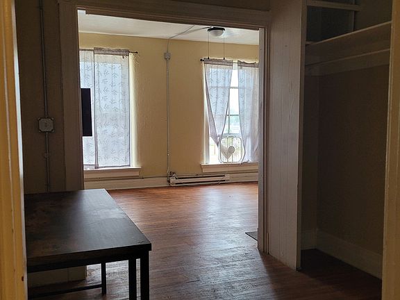 3rd image of 1710 Central Ave #8