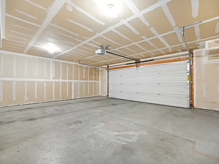 2444 N 200 E #2444 — Photo 24