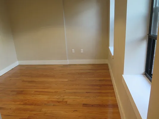 Rented by Spot It Realty LLC | media 8