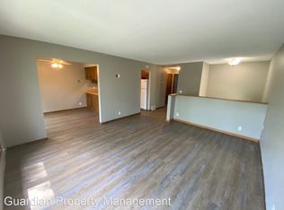 2218 Coon Rapids Blvd NW, Minneapolis, MN 55433