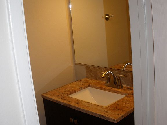 3rd image of 712 Knotts St APT C