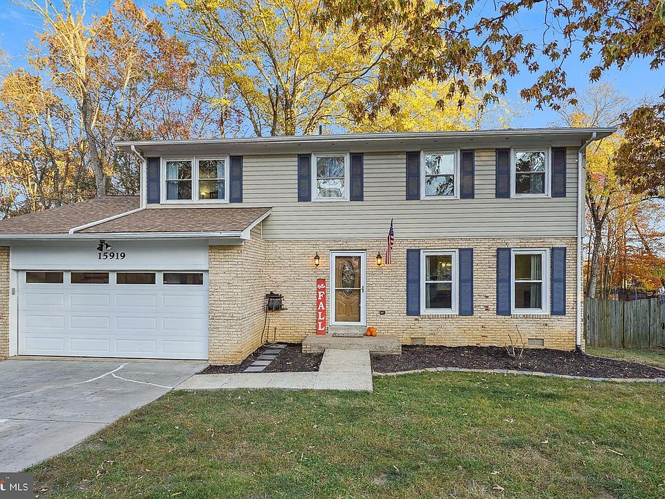1st image of 15919 Marlington Dr